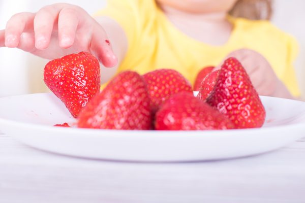 Las mejores frutas del verano para cuidar tu salud bucodental